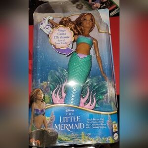 Disney Princess Ariel 12" Doll The little Mermaid Sings Part of Your World HMX22